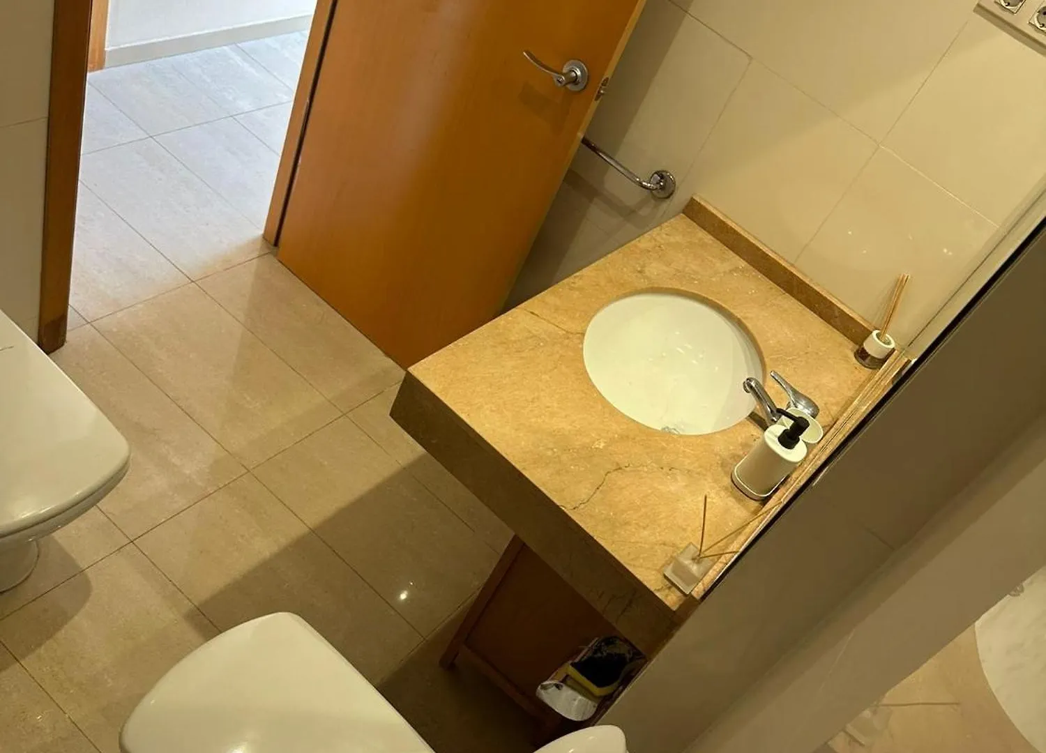 Habitacion Premium Para Estancias Largas - Wifi, Servicios Incluidos 0*, L'Hospitalet de Llobregat Spain
