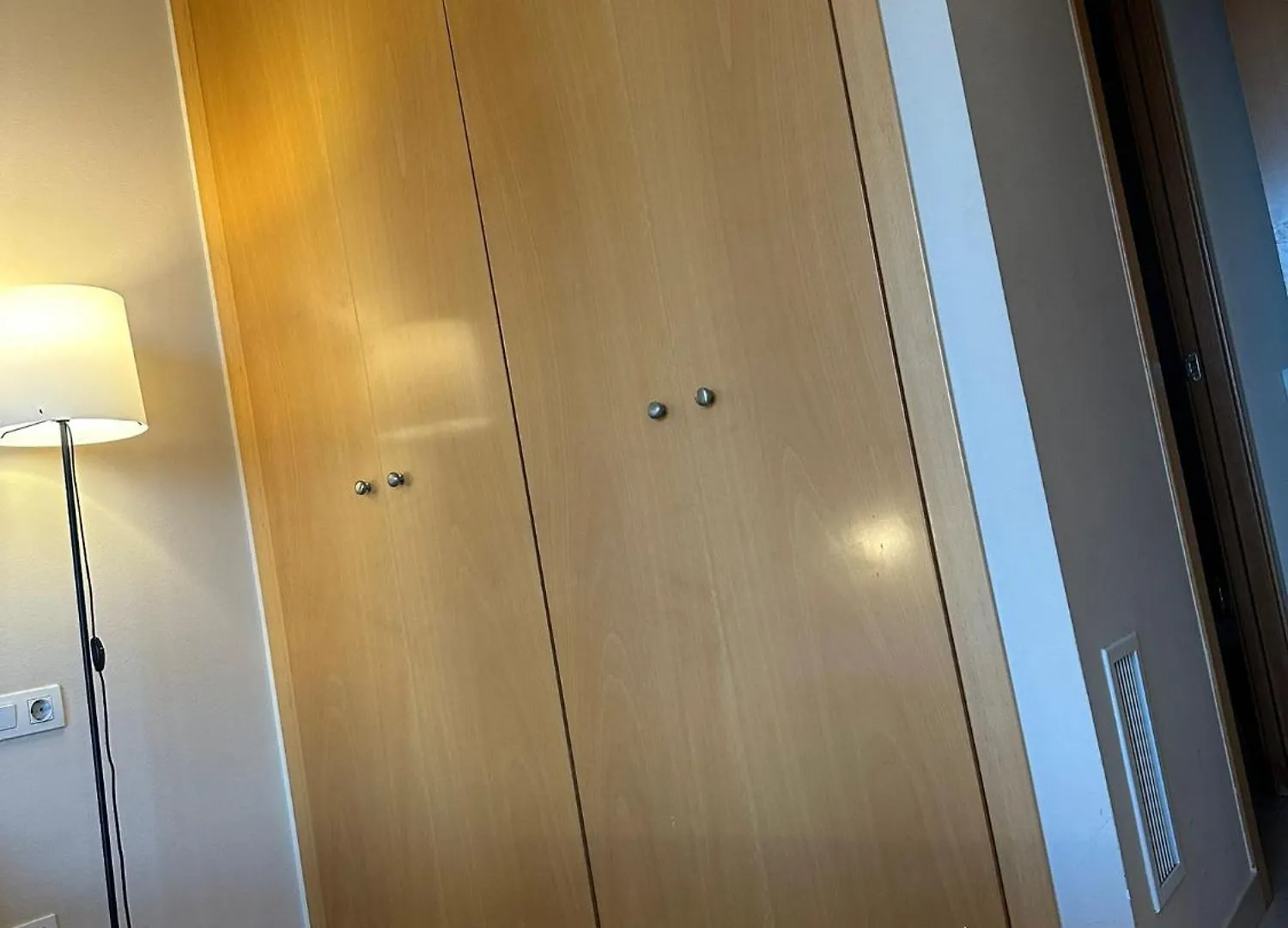 Habitacion Premium Para Estancias Largas - Wifi, Servicios Incluidos L'Hospitalet de Llobregat Apartment